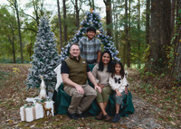 Powell Family Christmas Mini 2025