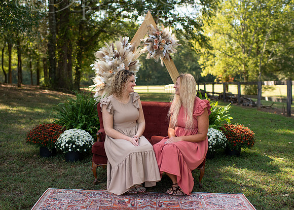 7743