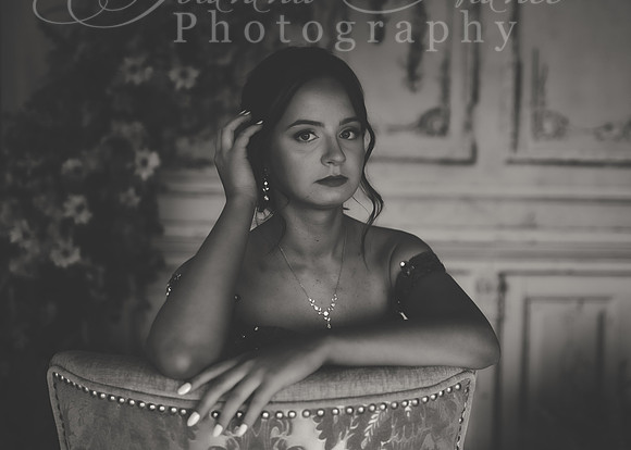 5019 B&W